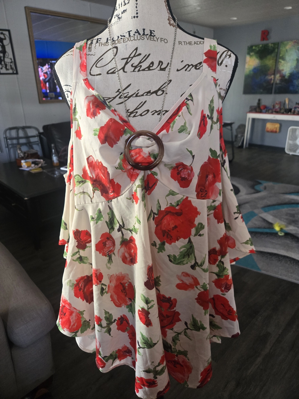 Cold Shoulder Floral Top. Babydoll Style. With Buckle Detail. Size 1XL